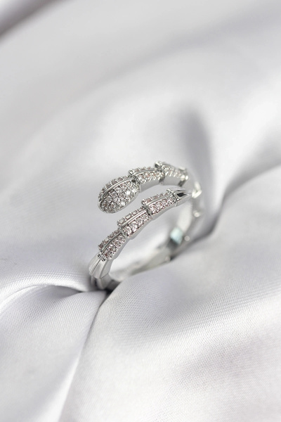 shopwave خاتم نسائي فضي اللون مرصع بحجر الزركون على شكل ثعبان