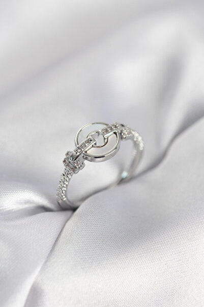 callerrons accessories خاتم نسائي فضي اللون بتصميم دائري وحجر الزركون - EBJ26...