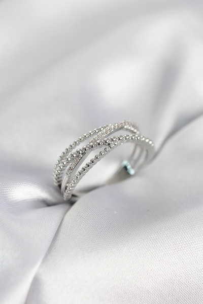 callerrons accessories خاتم نسائي موديل حلزوني فضي اللون - EBJ260214W39706