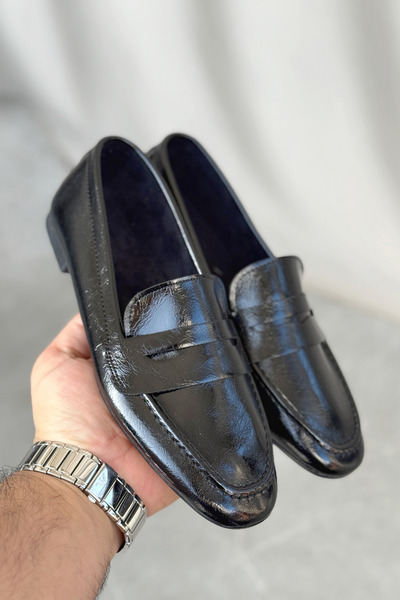 GOFFSHOES حذاء باليه نسائي من Olbin بنعل مسطح - أسود من الجلد اللامع