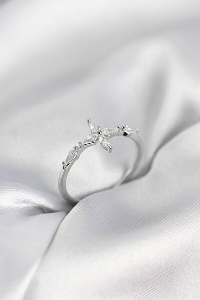 Inure Jewelry خاتم نسائي من ستار موديل مرصع بحجر الزركون باللون الفضي