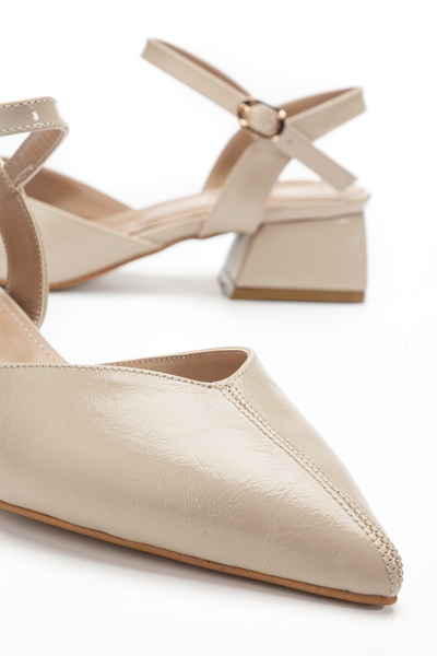 AYAKKABI MEET Yanke Women's Black Pointed Toe Classic 3 cm Heeled Casual Shoes