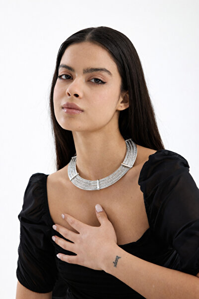 JİMNY JEWELRY Shiny Metal Choker Necklace