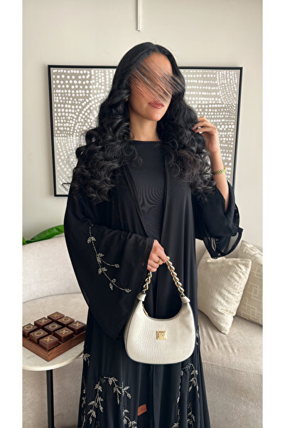 Warazan Luxury abaya with embroidered details