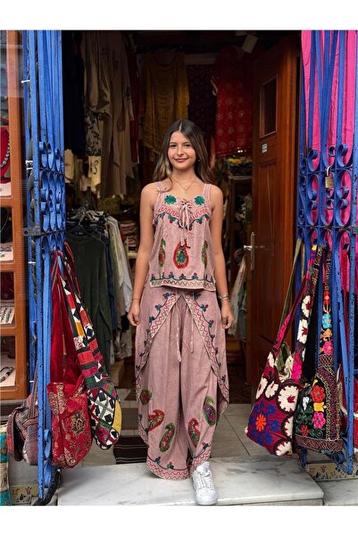 Miss Boheme Pink Color Embroidered Pants and Blouse Set