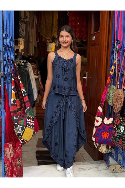 Miss Boheme Navy Blue Color Embroidered Pants and Blouse Set