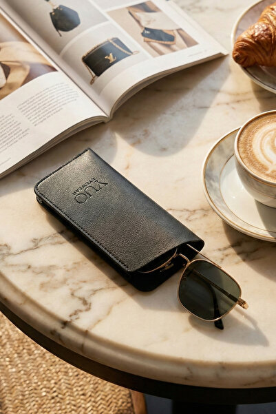 yuoeyewear YUO Deri Gözlük Kılıfı Siyah – Gözlük Koruyucu Yumuşak Kılıf