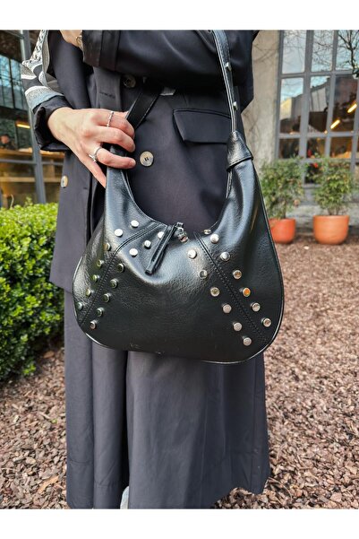 EBROU Stradi Metal Staple Accessory Detailed Hand and Shoulder Bag Black