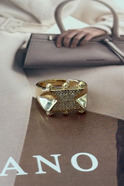 Trendy Butik Vip Square Zircon Stone Ring