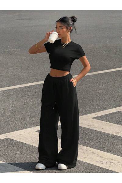 macklin Women's Unprinted Basic Over-The-Hip Baby Tee Crop and Baggy Sweatpan...