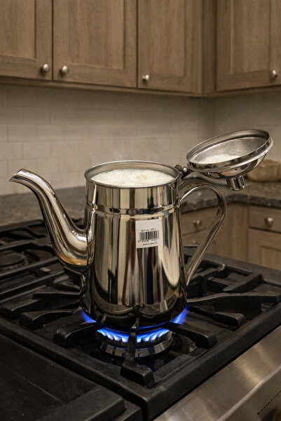 Palaces 2-liter Indian stainless steel milk jug