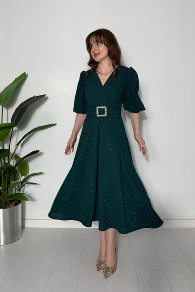 MOZENA Rochie midi strălucitoare cu guler dublu și detaliu cu cataramă