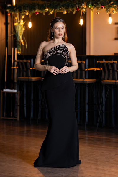 Abiyefon Siyah Taşlı Asimetrik Yaka Peplum Kesim Uzun Abiye ABU5630