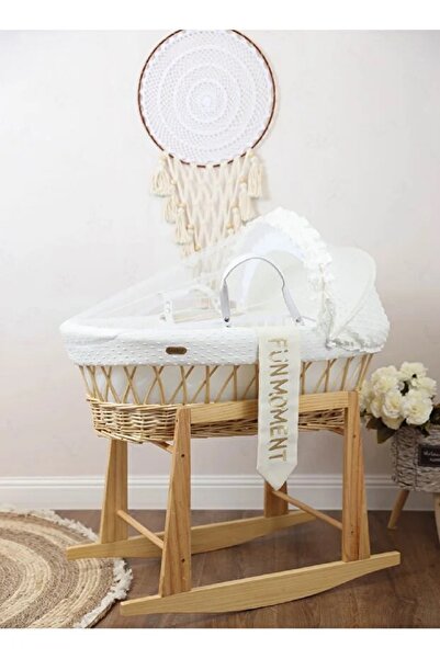 Fun Moment White Moses basket bed with rocking stand