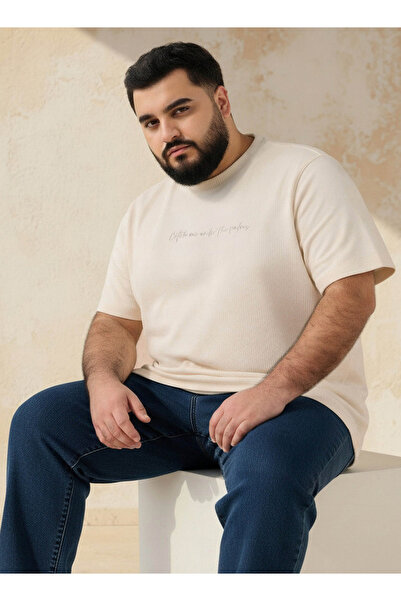 Maxim تيشيرت رجالي مطرّز بأكمام قصيرة ورقبة دائرية