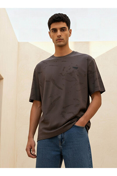 Lee Cooper Men Regular Fit Crew Neck Short Sleeves Jacquard T-shirt