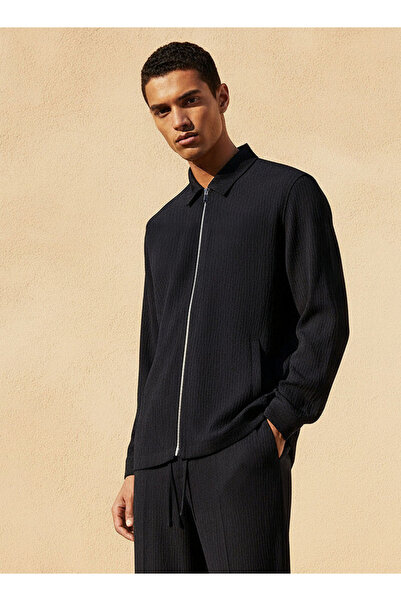 Iconic Men Regular Fit Collared Long Sleeves Crinkle Textured Shirt