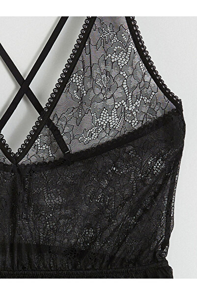 LC Waikiki V Yaka Dantelli Bodysuit