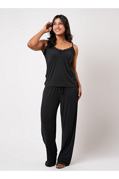 Aadaraya Pyjama Set Camisole Top & Pants