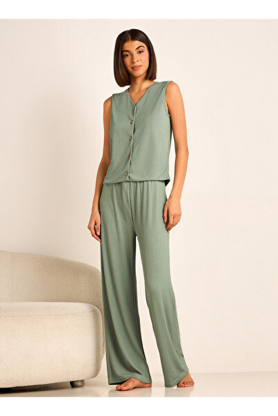 FAV طقم منسق مع سترة وبنطال واسع الساق