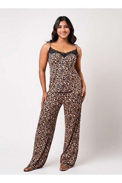 Aadaraya Pyjama Set Camisole Top & Pants