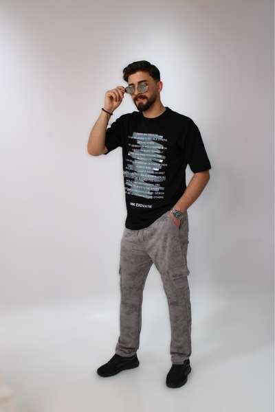 ALANAQA Oversized Orthopedic t-shirt in multiple colors for both genders.