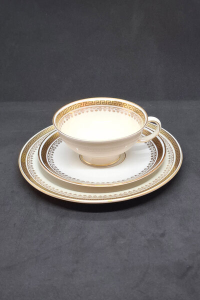 ABBETC Königl Porzellan Tettau Cream Color 3 Piece Porcelain Coffee Cup 120 ml