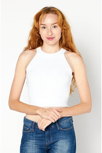 Don't Call Me Jennyfer Women Crew Neck Sleeveless Textured Top, White