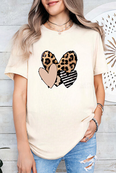 Sarah's Boutique Women's T-shirt – 100% cotton – "Love Hearts"