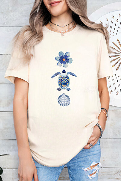 Sarah's Boutique Women's T-shirt – 100% cotton – "Island Beauty"