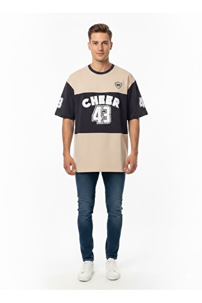 ALANAQA Oversized Orthopedic t-shirt in multiple colors for both genders.