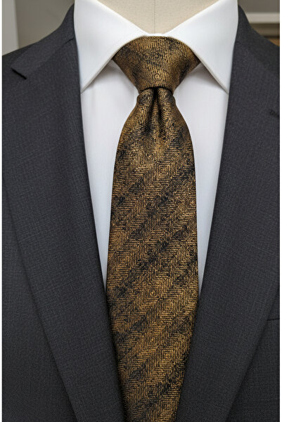 Gutiero Classic Tie with Gold Patterned Handkerchief