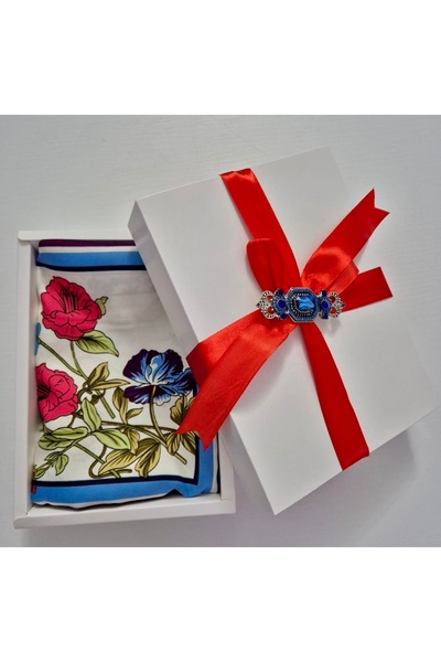 OnlyForYou Silk scarf set, in gift box + elegant brooch
