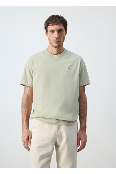 MANGO Man %100 pamuklu işleme detaylı tişört