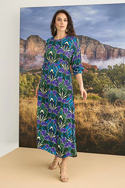 Beruflic 100% Viscose Floral Patterned Three-Quarter Sleeve Satin Dress