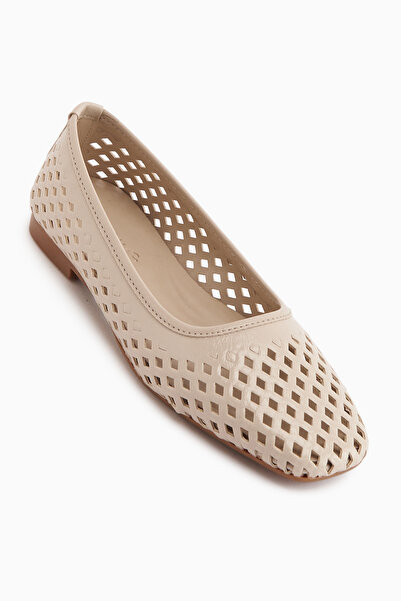 Limoya Elisa Beige Laser Cut Blunt Toe Summer Ballerinas