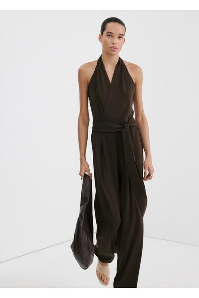 MANGO Woman Fiyonklu anvelop kesim tulum