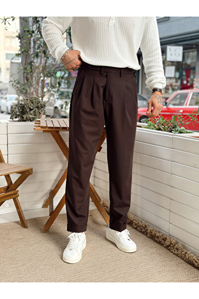 manch collection Carrot Cut Belt Detailed Trousers Brown