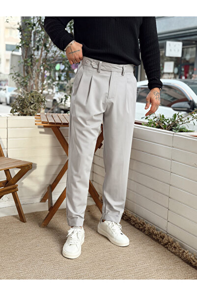 manch collection Carrot Cut Belt Detailed Trousers Gray