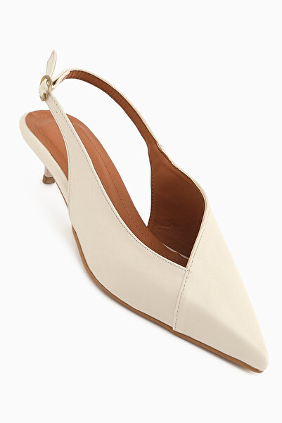 Limoya Jeni Beige Closed Toe Short Heeled Women's Shoes