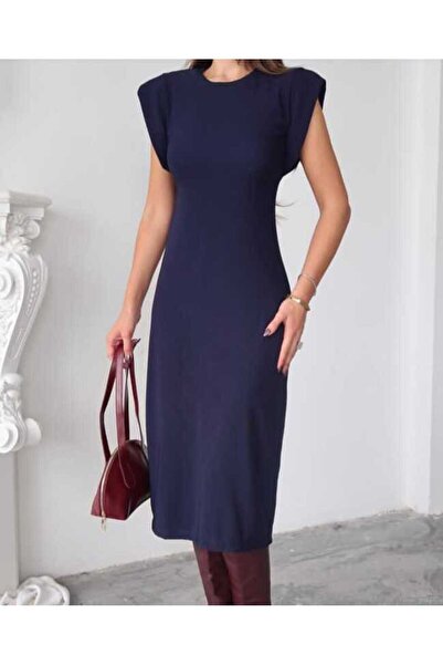 Ales Moda فستان من قماش الليكرا العثماني بأكمام على شكل حرف T