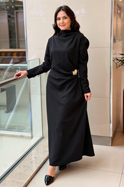 Ghisa Degaje Yaka Metal Aksesuar Detaylı Elbise