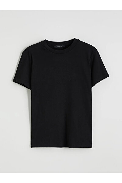 LC Waikiki Μαύρο γυναικείο μπλουζάκι με λαιμόκοψη