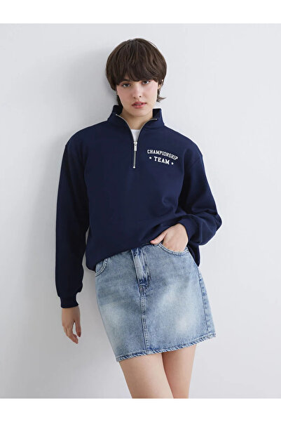 LC Waikiki Navy Blue Stand Collar Printed Oversize Women's Thick Sweatshirt