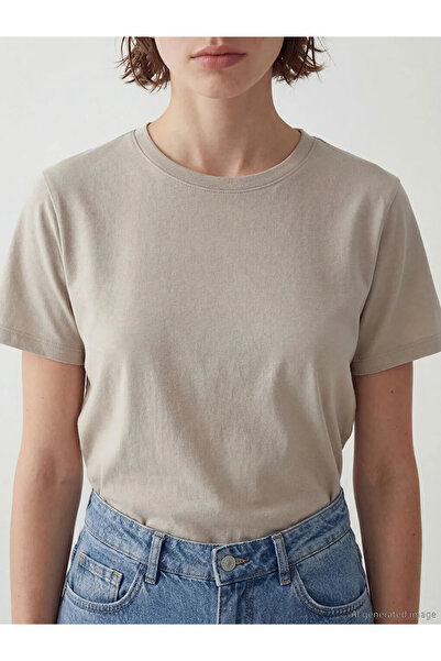 LC Waikiki Γυναικείο μπλουζάκι μπεζ Crew Neck