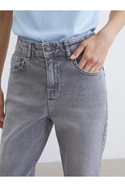 LC Waikiki Pantaloni gri Mom Fit pentru damă