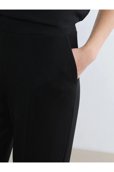 LC Waikiki Black Soft Touch Women's Sweatpants with Elastic Waistband