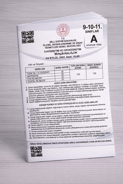 Yetsis Yayınları 9.-10.-11. Sınıflar Bursluluk Sınavı Çıkmış Sorular - Son 6 Yıl MEB Birebir Renkli Basım