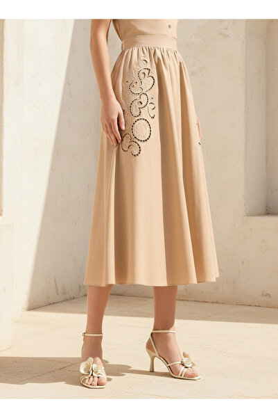 2Xtremz تنورة قطن متوسطة الطول تنورة بقصة الجرس مع حشوات من دانتيل