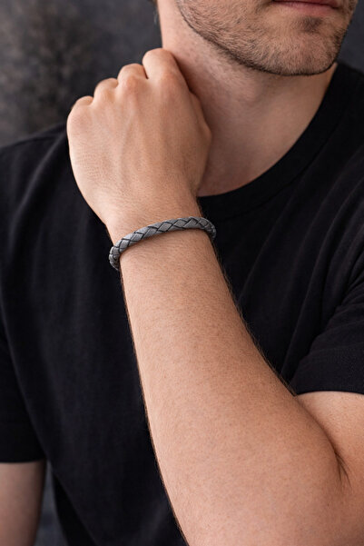 HER ŞEY NOTA www.herseynota.com Graphite Steel Braided Leather Bracelet – Min...
